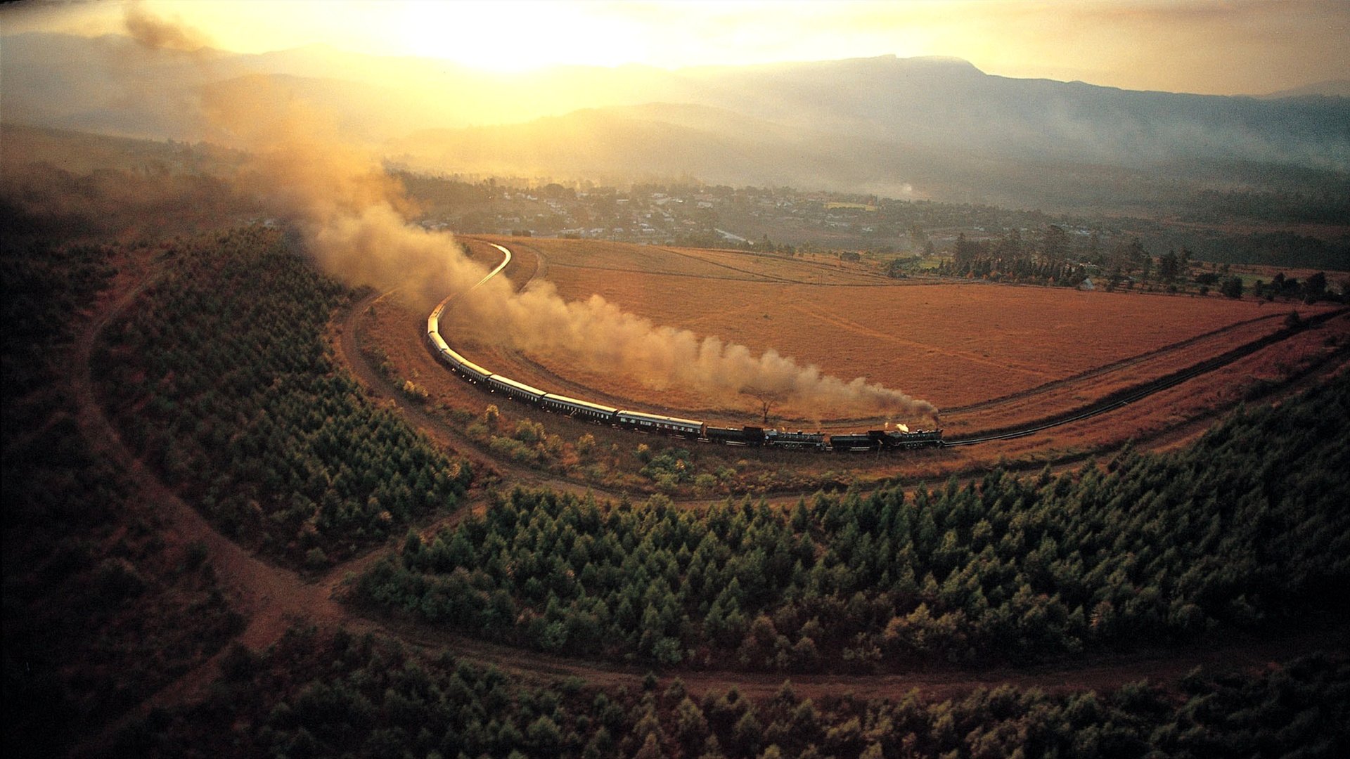 自然风光 火车 落日 晚霞