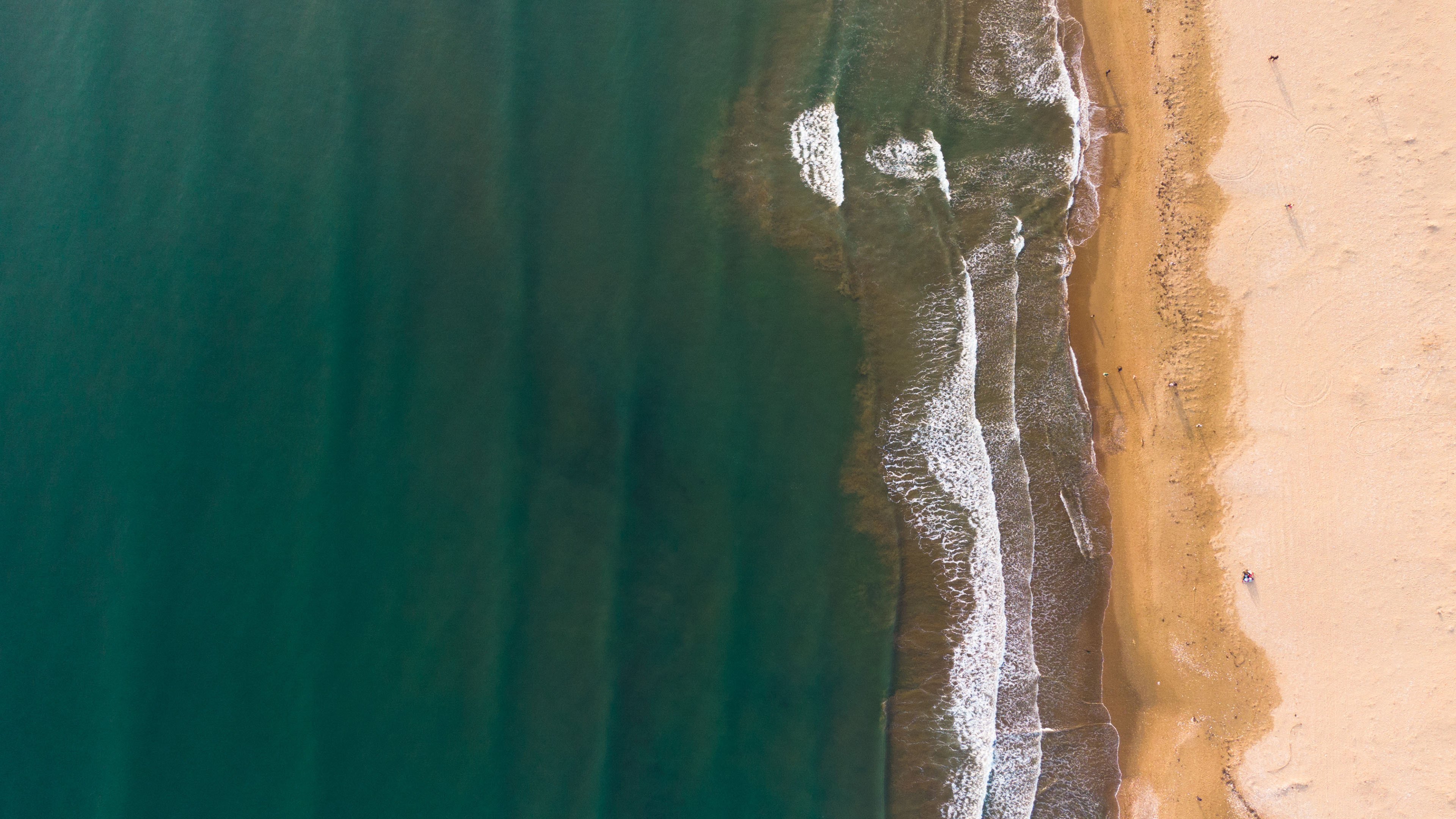 海洋天堂 层层海浪 航拍 俯瞰