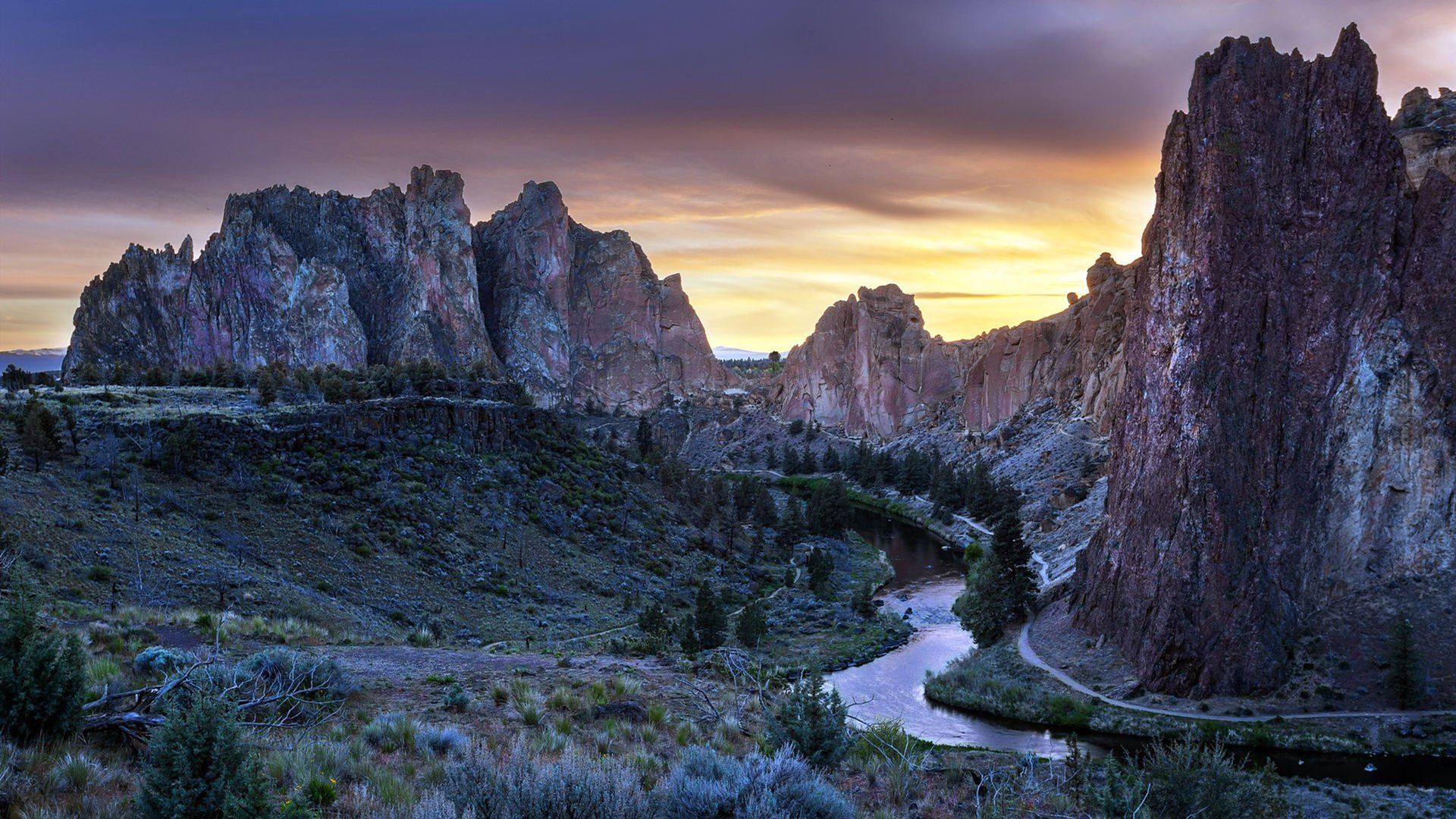 落日余晖 河流 蜿蜒