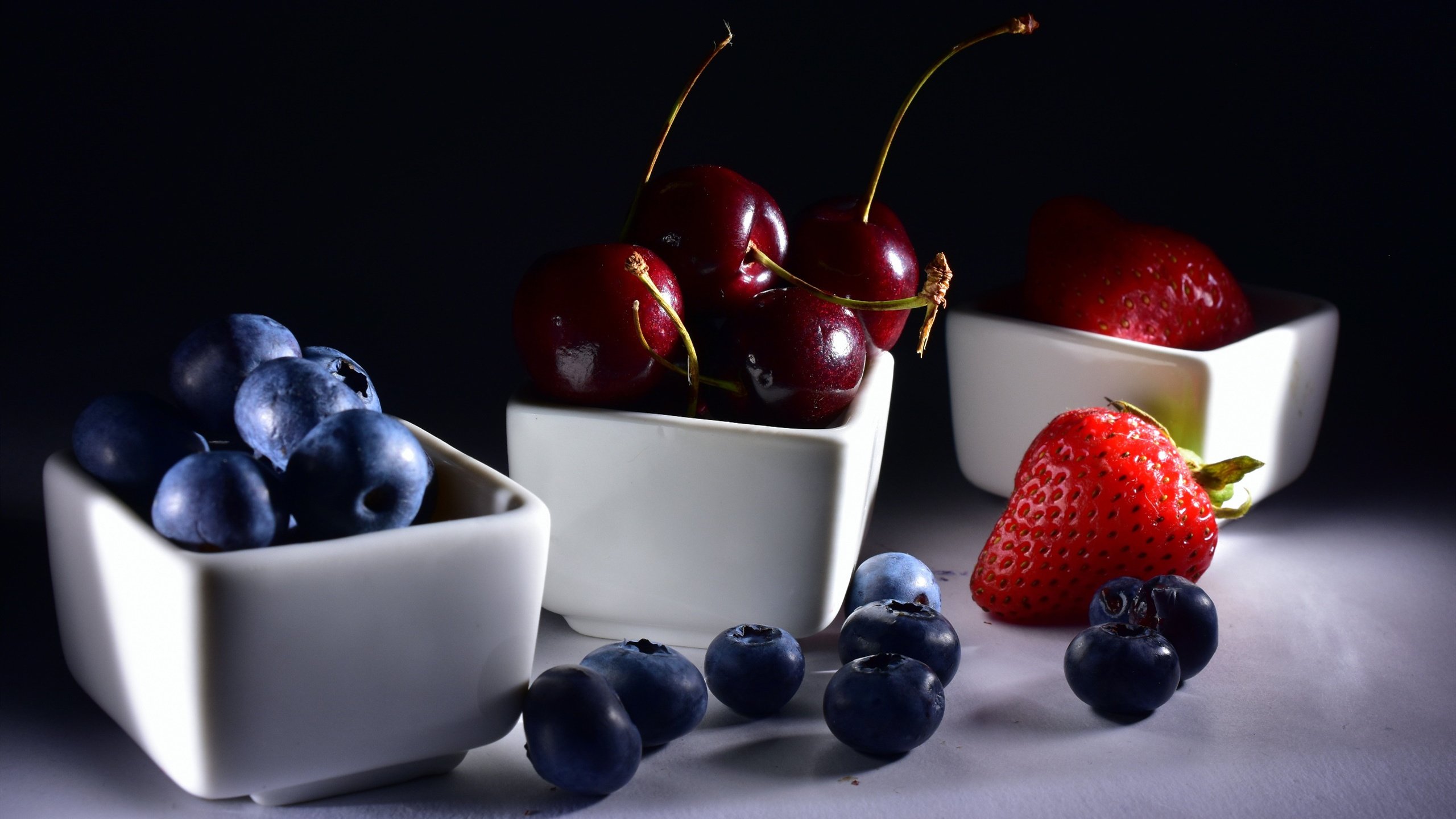 动感水果 樱桃 蓝莓 草莓