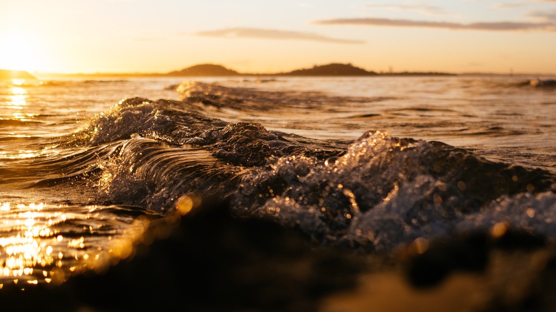 海洋天堂 海浪 黄昏