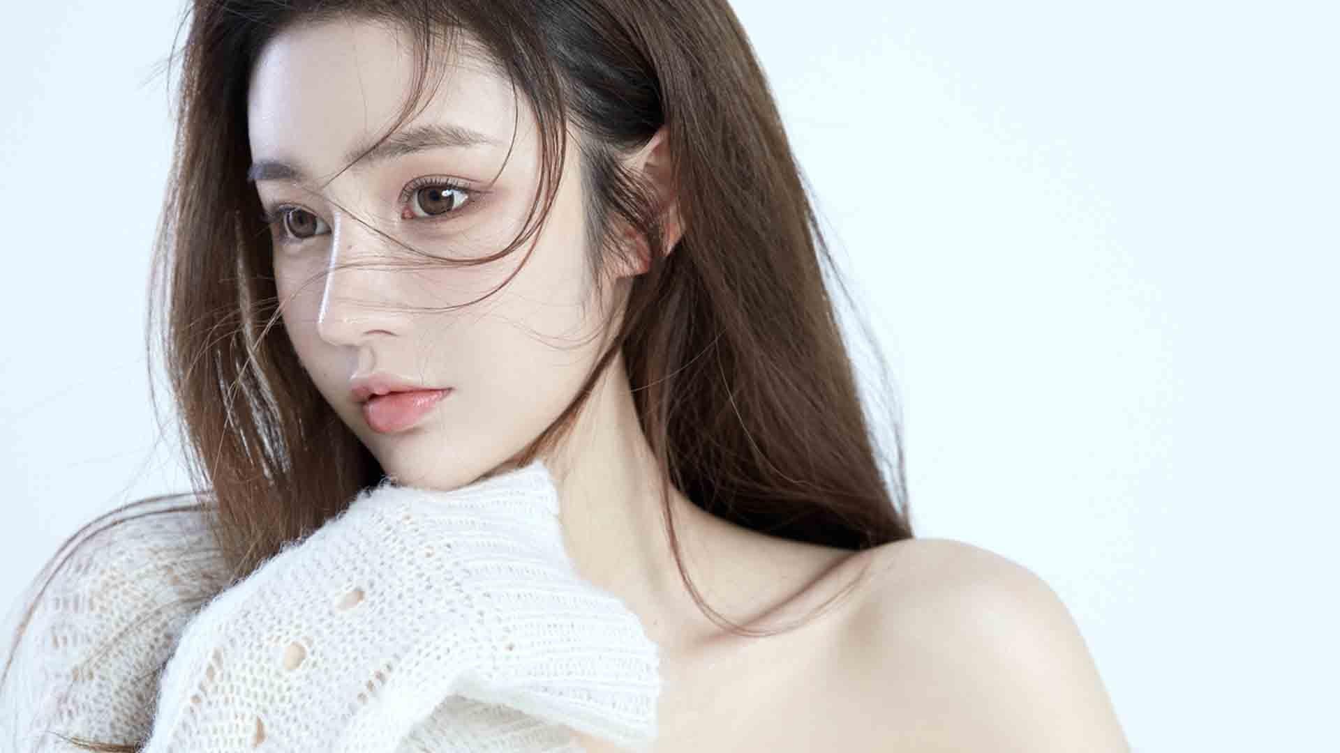 清纯 毛衣 长发 美肩 女孩